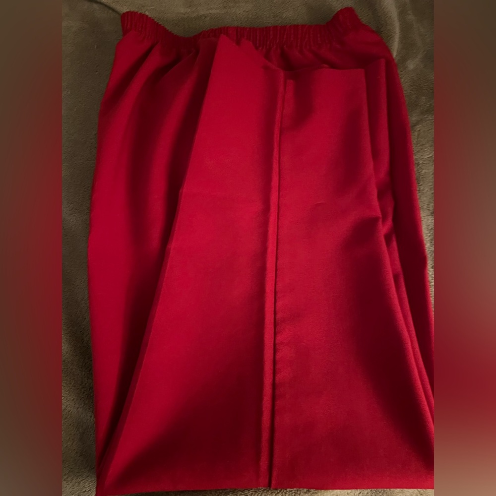 Women’s elastic wait pants